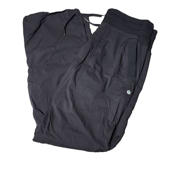 Lululemon dance studio pants unlined black 32" adjustable ankle cargo pants - Picture 1 of 5